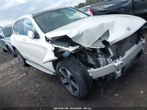WDC0G4JB1GF053343 2016 MERCEDES-BENZ GLC - Image 1