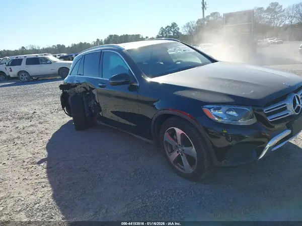 WDC0G4JB1GF070000 2016 MERCEDES-BENZ GLC - Image 1