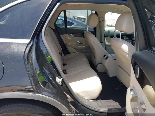 WDC0G4JB1GF077559 2016 MERCEDES-BENZ GLC - Image 8