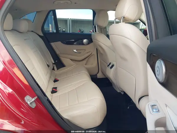 WDC0G4JB1GF098606 2016 MERCEDES-BENZ GLC - Image 8