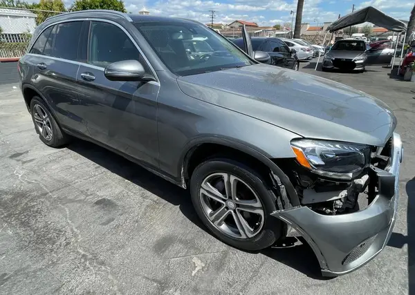 WDC0G4JB1GF110625 2016 MERCEDES-BENZ GLC - Image 1
