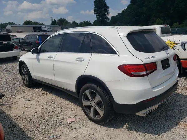 WDC0G4JB1HF140824 2017 MERCEDES-BENZ GLC - Image 2