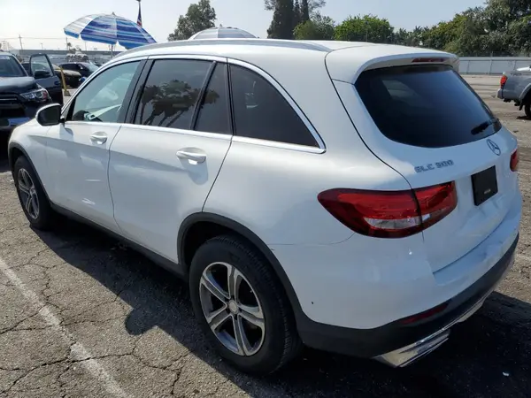 WDC0G4JB1HF142931 2017 MERCEDES-BENZ GLC - Image 2
