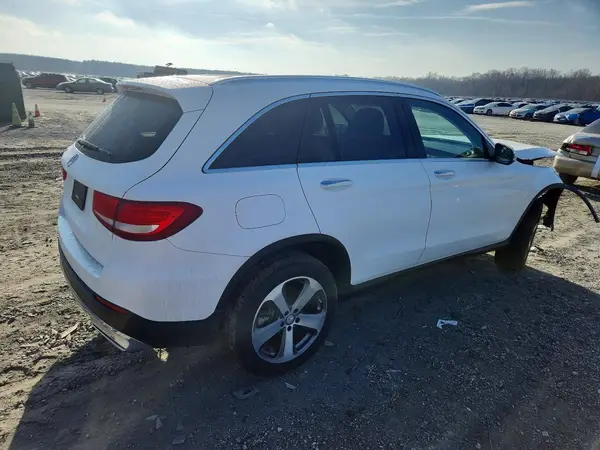 WDC0G4JB1HF164668 2017 MERCEDES-BENZ GLC - Image 2