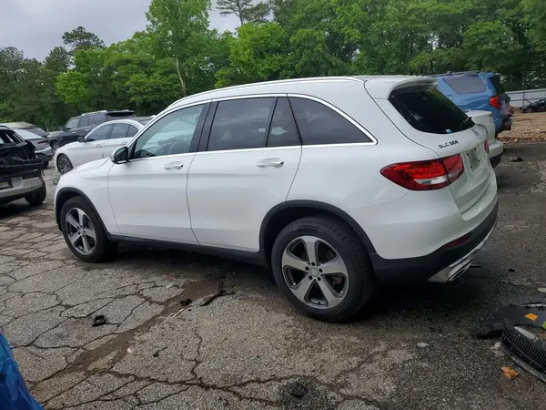 WDC0G4JB1HF172849 2017 MERCEDES-BENZ GLC - Image 2