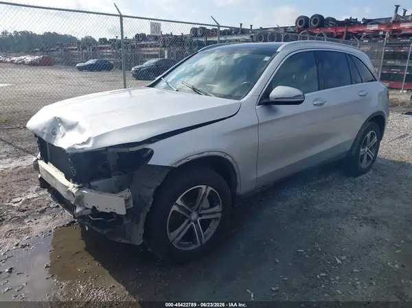 WDC0G4JB1HF191420 2017 MERCEDES-BENZ GLC - Image 2