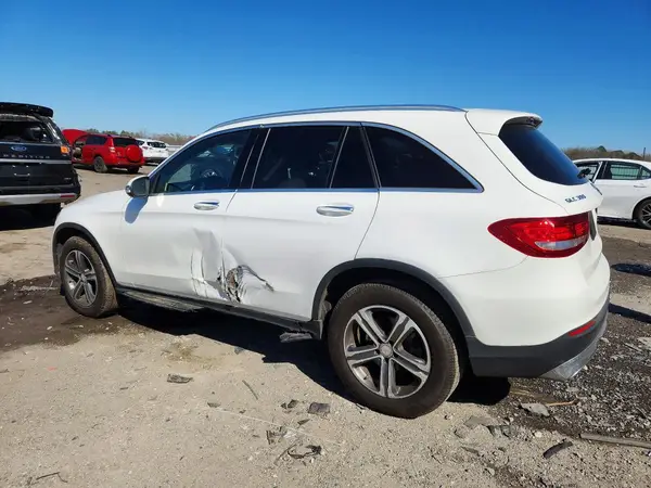 WDC0G4JB1HF196567 2017 MERCEDES-BENZ GLC - Image 2