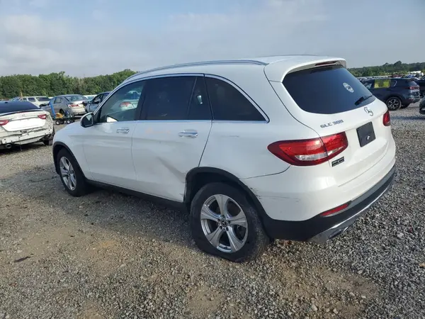WDC0G4JB1HF220494 2017 MERCEDES-BENZ GLC - Image 2