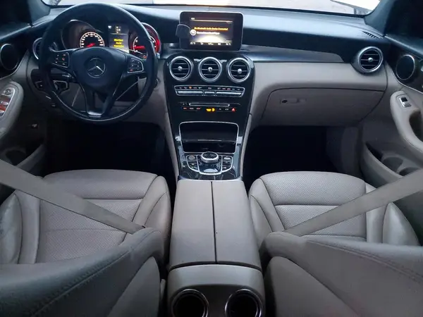 WDC0G4JB1HF229017 2017 MERCEDES-BENZ GLC - Image 8