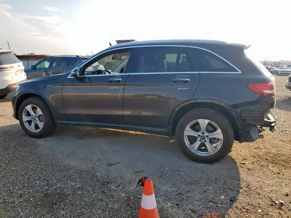 WDC0G4JB1HV003386 2017 MERCEDES-BENZ GLC - Image 2