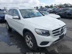 WDC0G4JB1HV008118 2017 MERCEDES-BENZ GLC