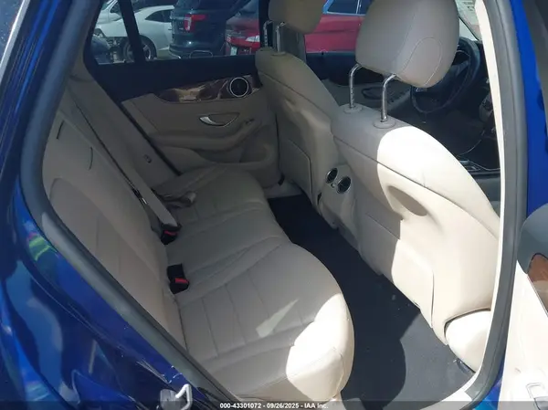 WDC0G4JB1HV011374 2017 MERCEDES-BENZ GLC - Image 8