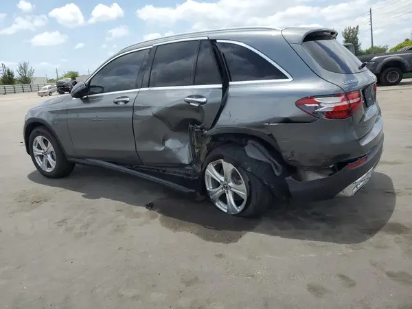 WDC0G4JB1JV021974 2018 MERCEDES-BENZ GLC - Image 2