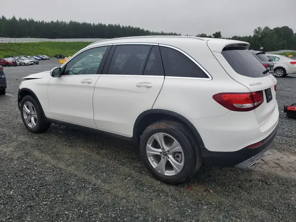 WDC0G4JB1JV024437 2018 MERCEDES-BENZ GLC - Image 2
