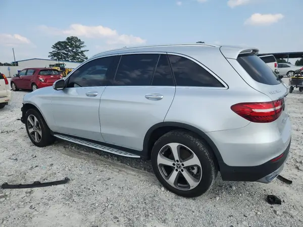 WDC0G4JB1JV039391 2018 MERCEDES-BENZ GLC - Image 2