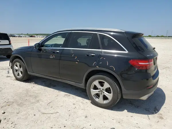 WDC0G4JB1JV050021 2018 MERCEDES-BENZ GLC - Image 2