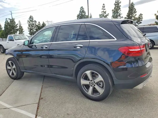 WDC0G4JB1JV055056 2018 MERCEDES-BENZ GLC - Image 2