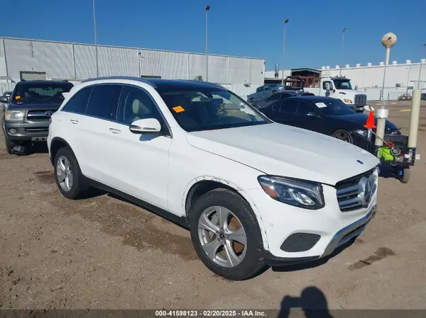 WDC0G4JB1JV065232 2018 MERCEDES-BENZ GLC - Image 1