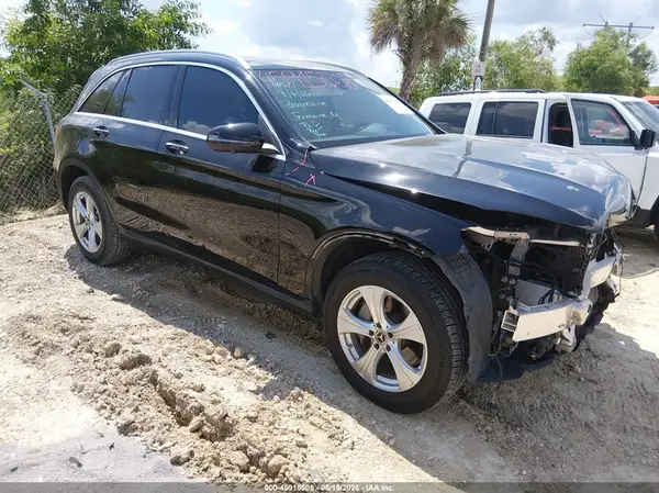 WDC0G4JB1JV103753 2018 MERCEDES-BENZ GLC - Image 1