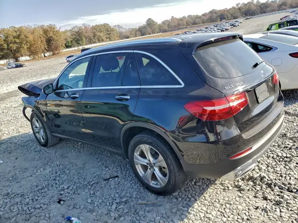 WDC0G4JB1JV105776 2018 MERCEDES-BENZ GLC - Image 2