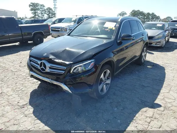 WDC0G4JB1KF569386 2019 MERCEDES-BENZ GLC - Image 2