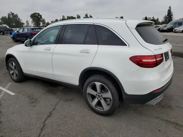 WDC0G4JB1KF597690 2019 MERCEDES-BENZ GLC - Image 2