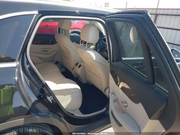 WDC0G4JB1KF619283 2019 MERCEDES-BENZ GLC - Image 8