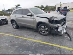 WDC0G4JB1KV117783 2019 MERCEDES-BENZ GLC