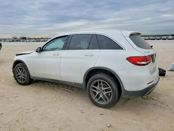 WDC0G4JB1KV127553 2019 MERCEDES-BENZ GLC - Image 2