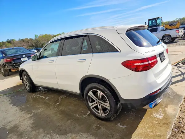 WDC0G4JB1KV132168 2019 MERCEDES-BENZ GLC - Image 2