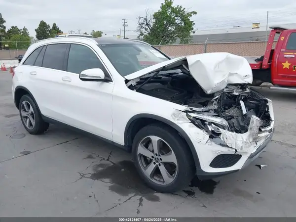 WDC0G4JB1KV136690 2019 MERCEDES-BENZ GLC - Image 1