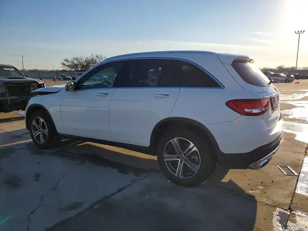 WDC0G4JB1KV152856 2019 MERCEDES-BENZ GLC - Image 2