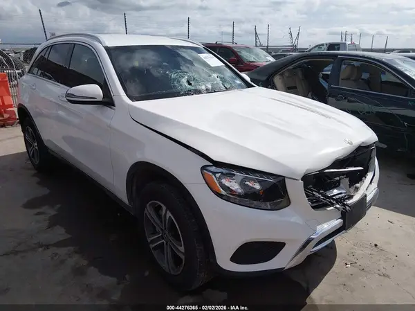 WDC0G4JB1KV157670 2019 MERCEDES-BENZ GLC - Image 1