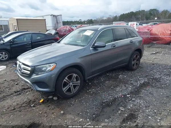 WDC0G4JB2GF025793 2016 MERCEDES-BENZ GLC - Image 2