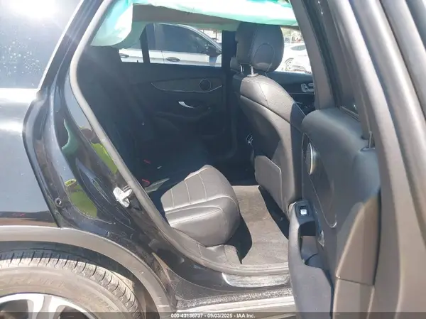 WDC0G4JB2GF030878 2016 MERCEDES-BENZ GLC - Image 8