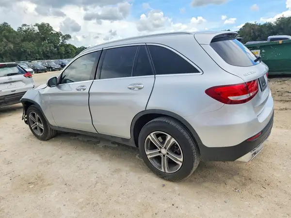WDC0G4JB2GF053318 2016 MERCEDES-BENZ GLC - Image 2