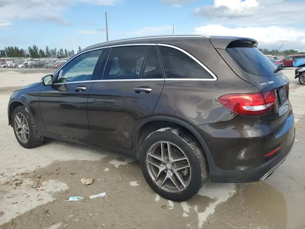 WDC0G4JB2GF062360 2016 MERCEDES-BENZ GLC - Image 2