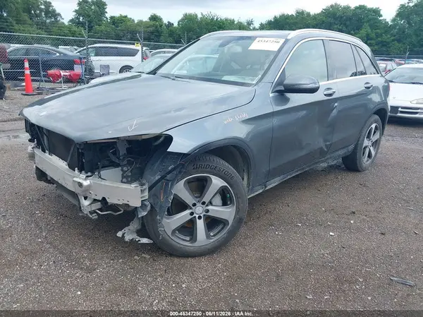 WDC0G4JB2GF068045 2016 MERCEDES-BENZ GLC - Image 2