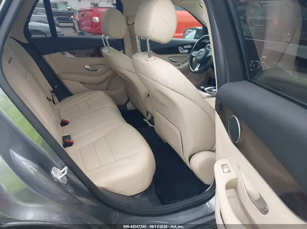 WDC0G4JB2GF068045 2016 MERCEDES-BENZ GLC - Image 8