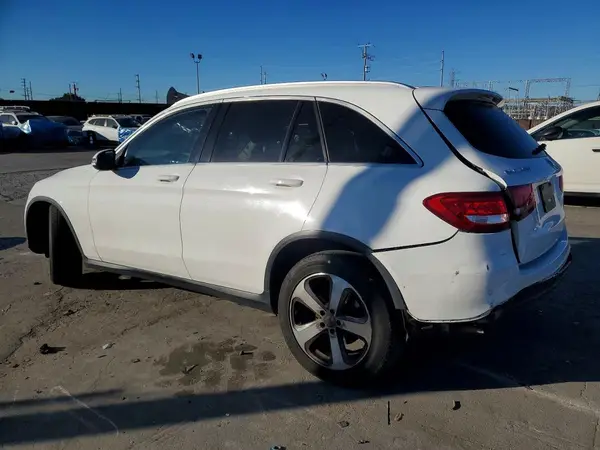 WDC0G4JB2GF073259 2016 MERCEDES-BENZ GLC - Image 2