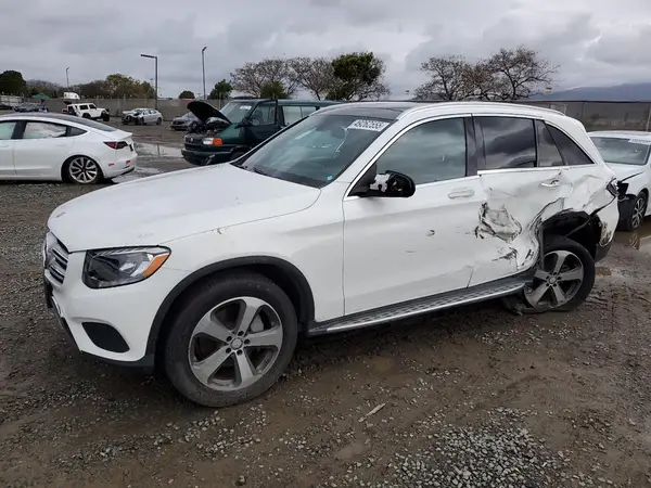 WDC0G4JB2GF086156 2016 MERCEDES-BENZ GLC - Image 2