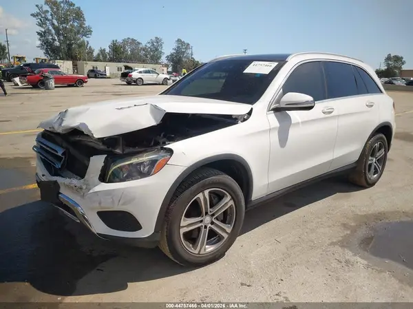 WDC0G4JB2GF095522 2016 MERCEDES-BENZ GLC - Image 2