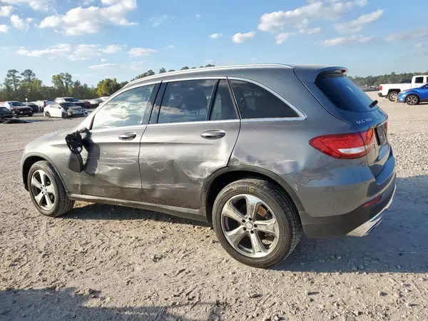 WDC0G4JB2HF138628 2017 MERCEDES-BENZ GLC - Image 2