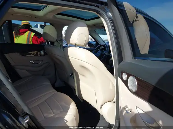 WDC0G4JB2HF141187 2017 MERCEDES-BENZ GLC - Image 8