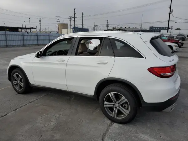 WDC0G4JB2HF174156 2017 MERCEDES-BENZ GLC - Image 2
