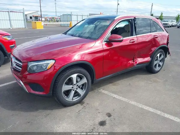 WDC0G4JB2HF192074 2017 MERCEDES-BENZ GLC - Image 2