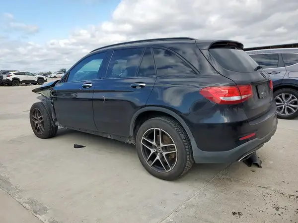 WDC0G4JB2HF247056 2017 MERCEDES-BENZ GLC - Image 2