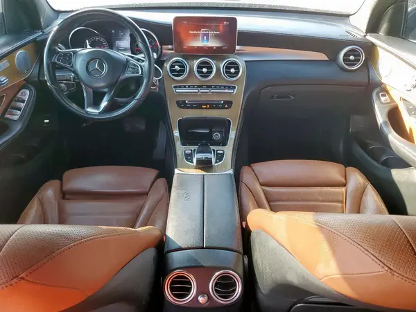 WDC0G4JB2HF263743 2017 MERCEDES-BENZ GLC - Image 8