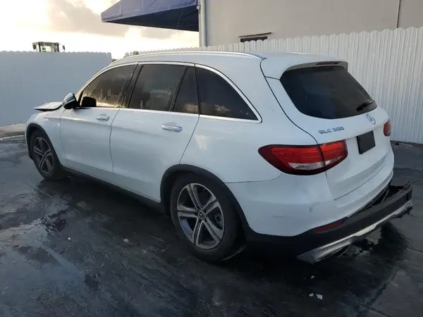 WDC0G4JB2HV005051 2017 MERCEDES-BENZ GLC - Image 2