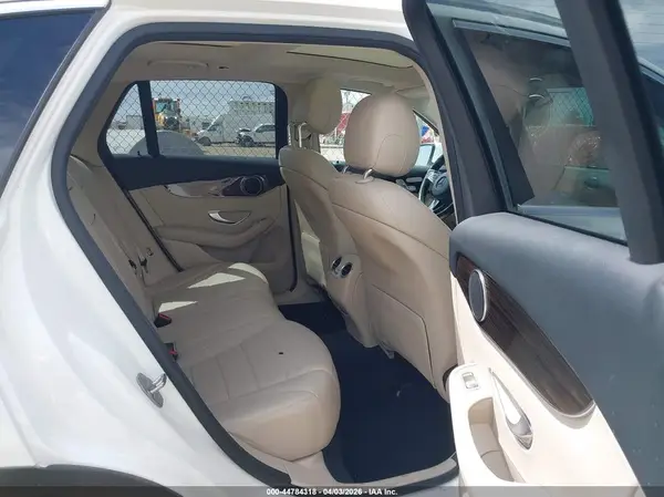 WDC0G4JB2HV008046 2017 MERCEDES-BENZ GLC - Image 8